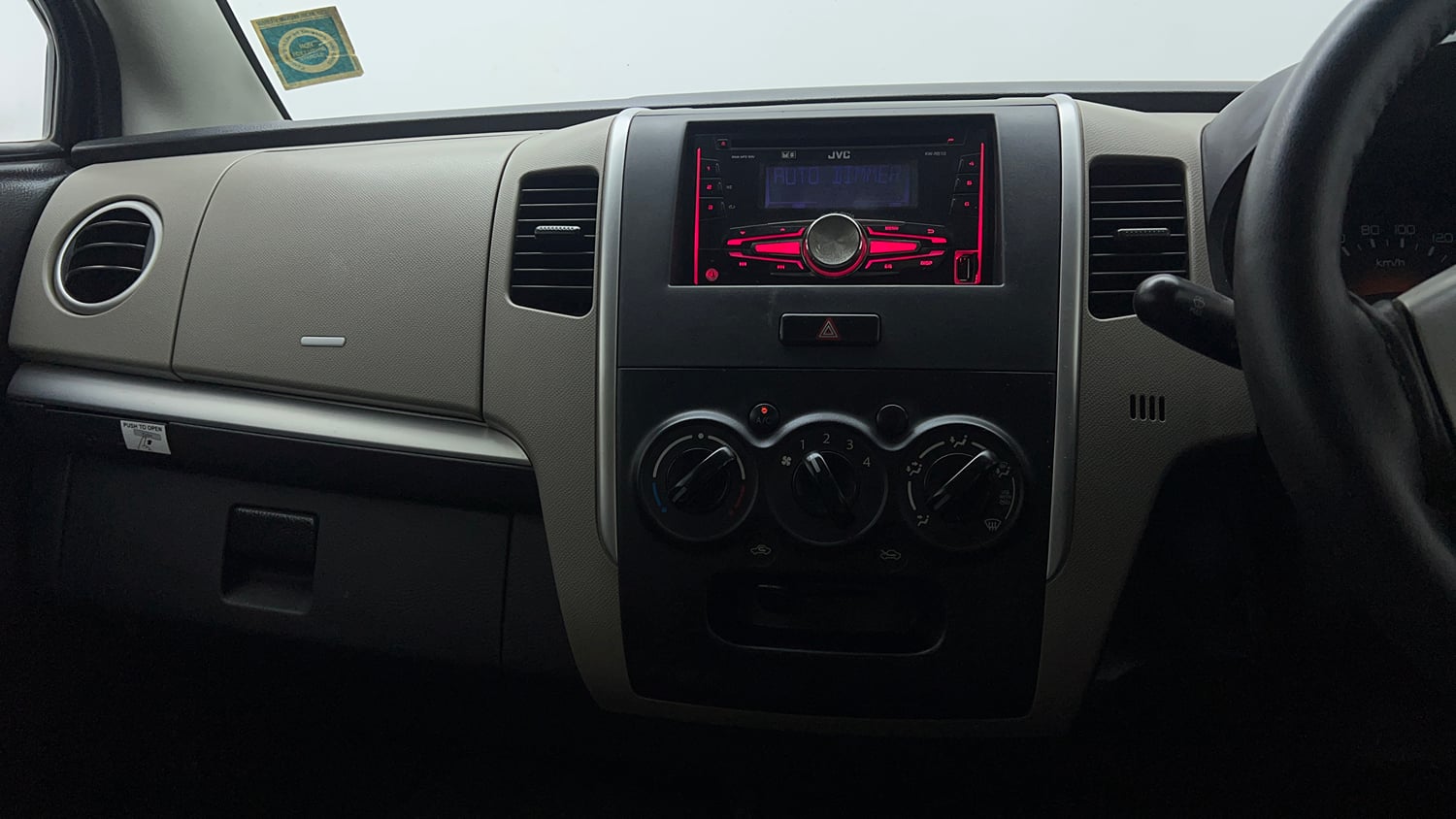 Used 2014 Maruti Suzuki Wagon R LXI Petrol Manual interior MUSIC SYSTEM & AC CONTROL VIEW