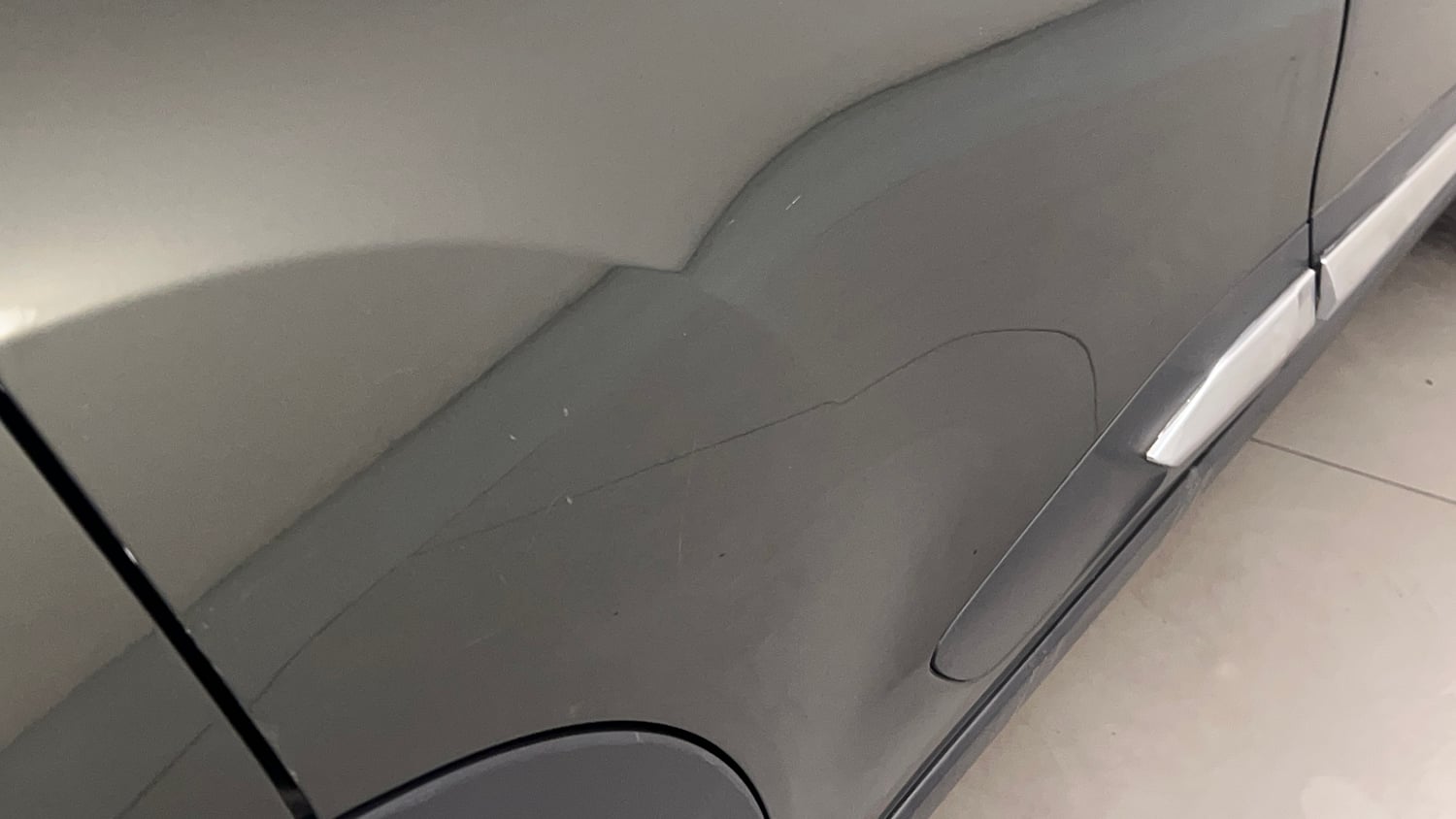 Used 2020 Tata Nexon XZA Plus (O) Dual Tone Petrol Automatic dents MINOR SCRATCH