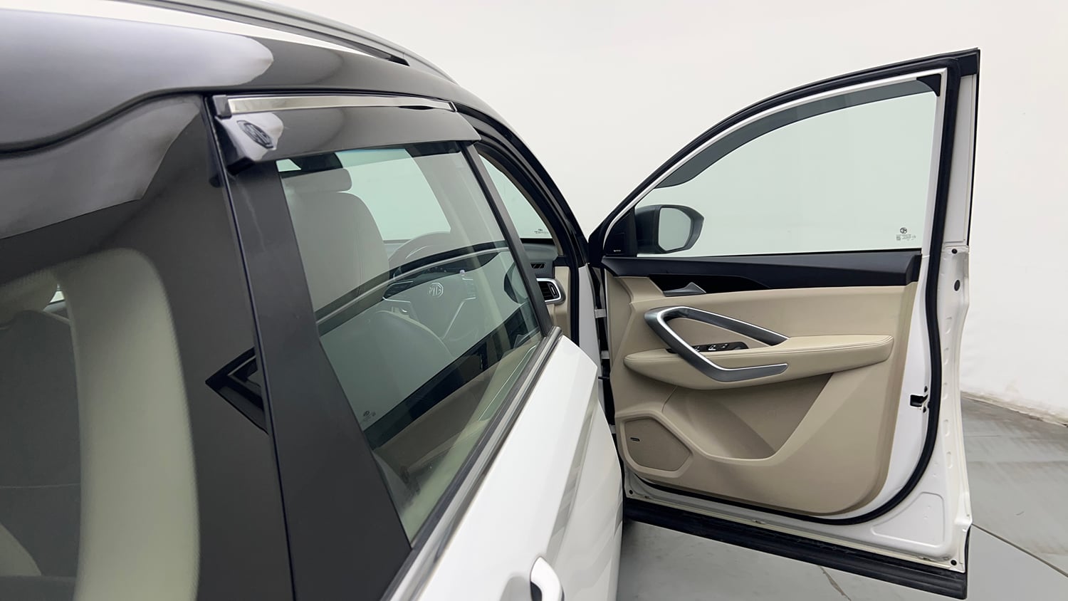 Used 2023 MG Motors Hector 1.5 Sharp CVT Dual Tone Petrol Automatic interior RIGHT FRONT DOOR OPEN VIEW