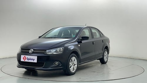 Used 2015 Volkswagen Vento Highline Petrol Petrol Manual exterior LEFT FRONT CORNER VIEW