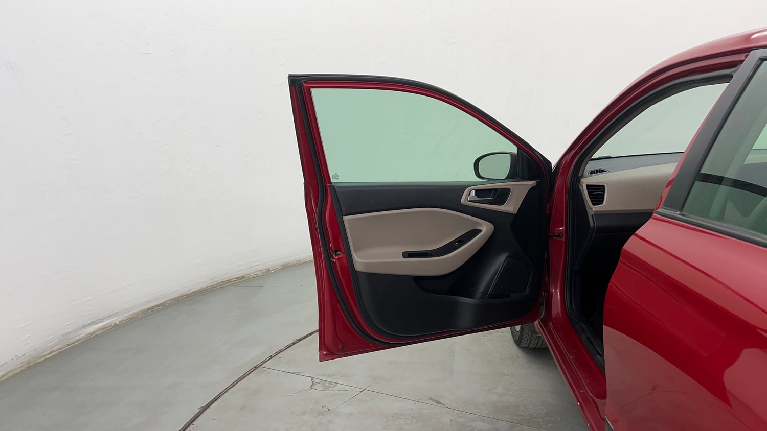Used 2015 Hyundai Elite i20 Asta 1.2 Petrol Manual interior LEFT FRONT DOOR OPEN VIEW