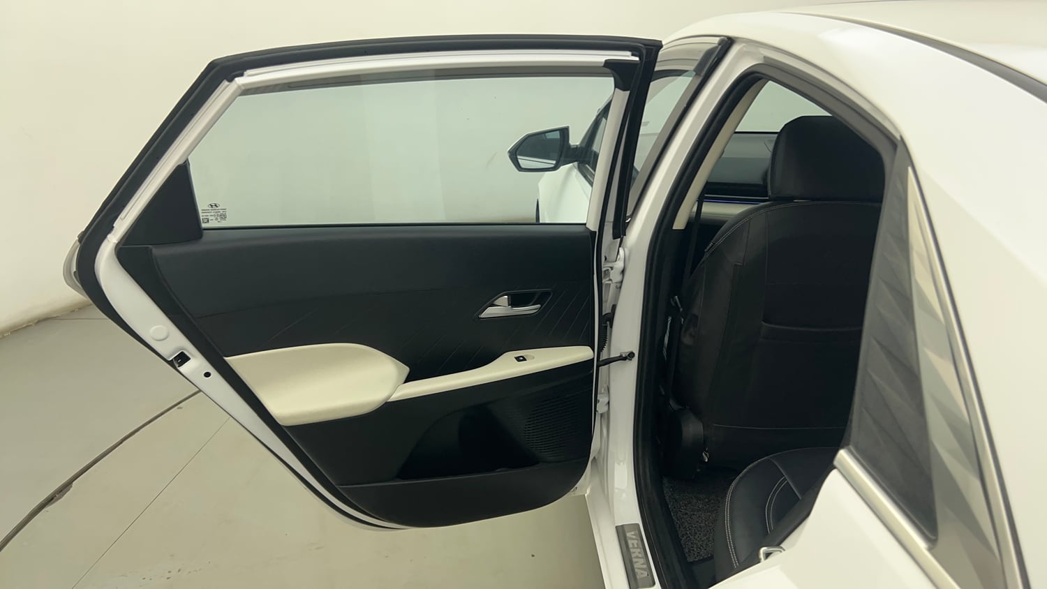 Used 2024 Hyundai Verna SX 1.5 Petrol MT Petrol Manual interior LEFT REAR DOOR OPEN VIEW