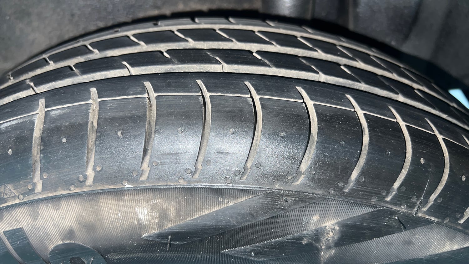 Used 2013 Maruti Suzuki Ritz Lxi BS-IV Petrol Manual tyres LEFT REAR TYRE TREAD VIEW