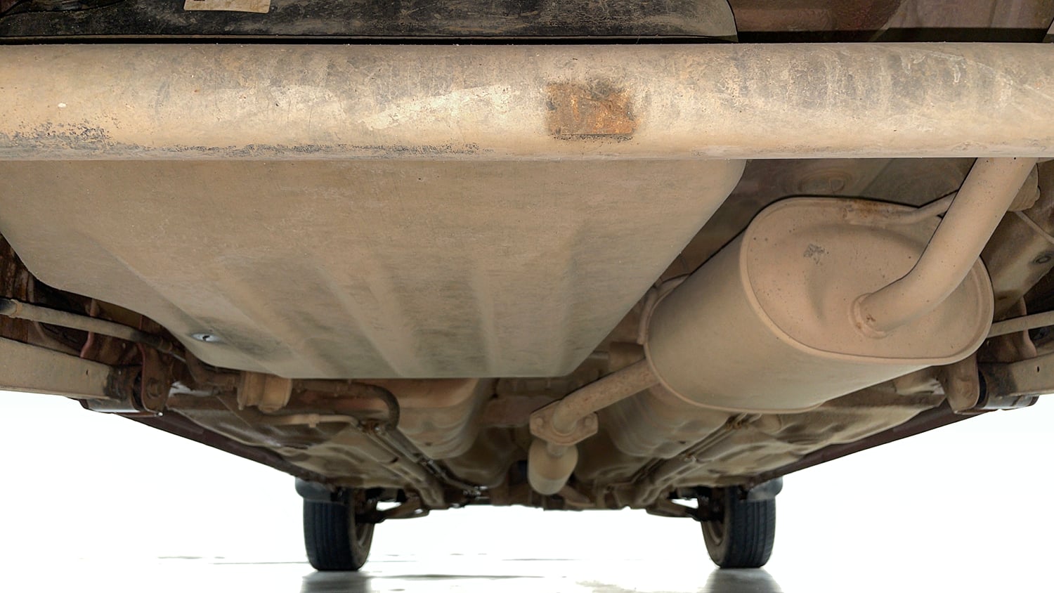 Used 2017 maruti-suzuki Alto K10 VXi (O) AMT Petrol Automatic extra REAR UNDERBODY VIEW (TAKEN FROM REAR)