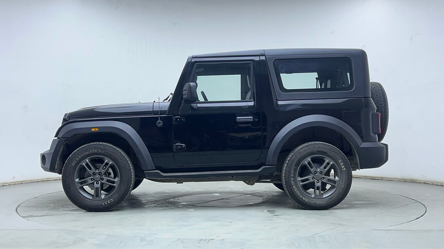 Used 2026 mahindra Thar LXT 1.5 Diesel MT 2WD Diesel Manual exterior LEFT SIDE VIEW