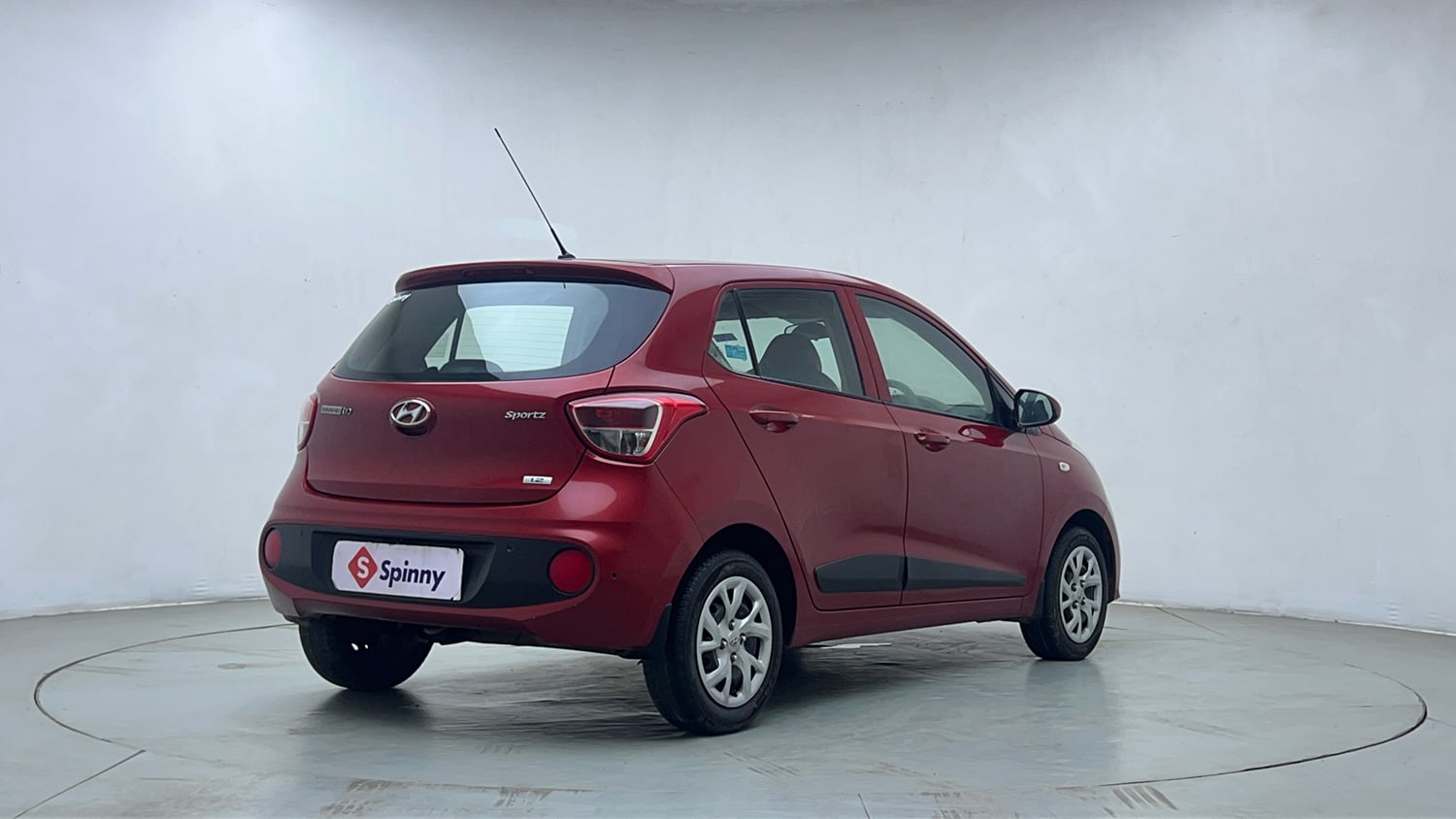 Used 2018 Hyundai Grand i10 Sportz 1.2 Kappa VTVT Petrol Manual exterior RIGHT REAR CORNER VIEW