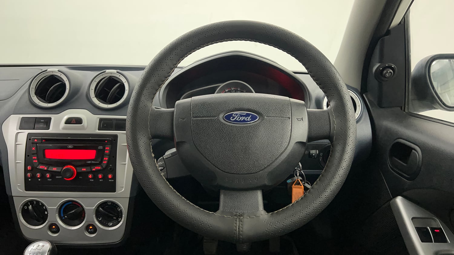 Used 2014 Ford Figo Duratec Petrol Titanium 1.2 Petrol Manual interior STEERING VIEW