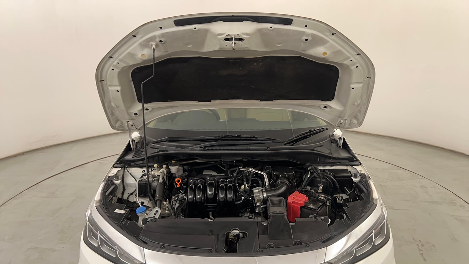 Used 2023 Honda City V CVT Petrol Petrol Automatic engine ENGINE & BONNET OPEN FRONT VIEW