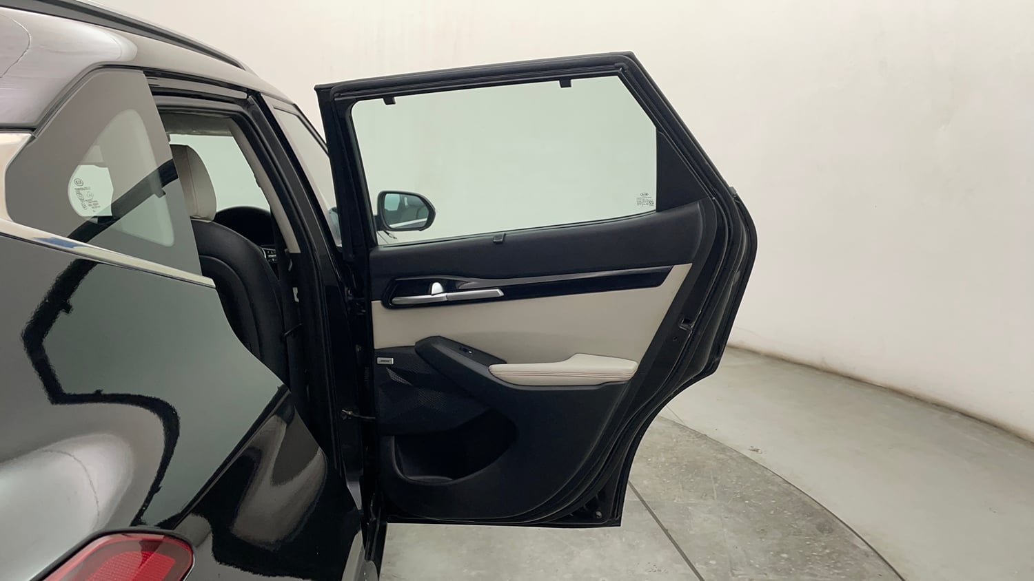 Used 2020 Kia Seltos GTX Plus AT 1.5 Diesel Diesel Automatic interior RIGHT REAR DOOR OPEN VIEW