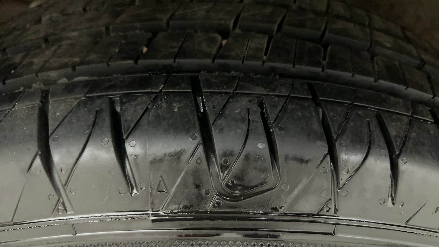 Used 2022 Tata Nexon XZA Plus Diesel Diesel Automatic tyres RIGHT REAR TYRE TREAD VIEW