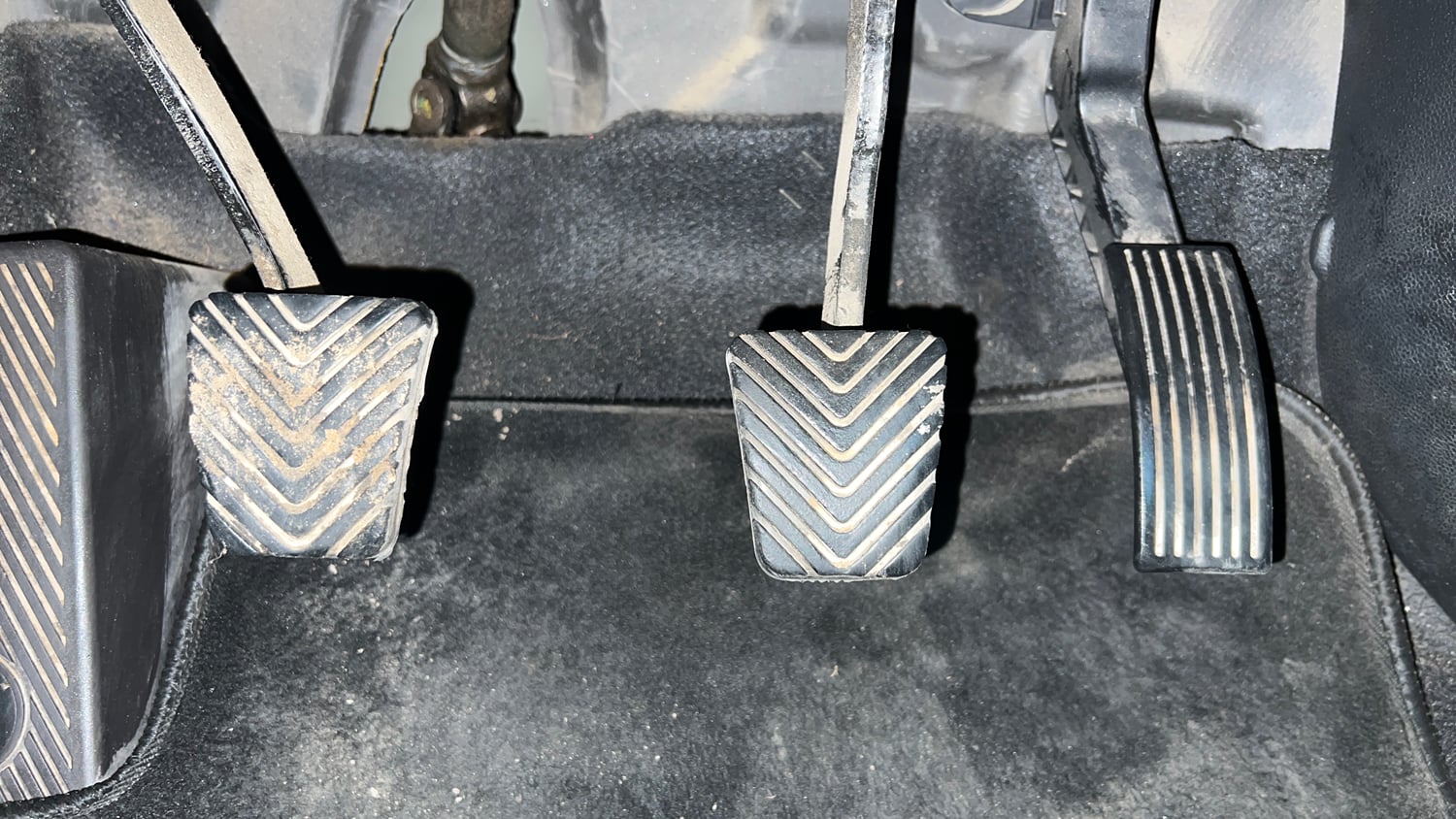 Used 2015 Hyundai Elite i20 Sportz 1.2 Petrol Manual interior PEDALS VIEW