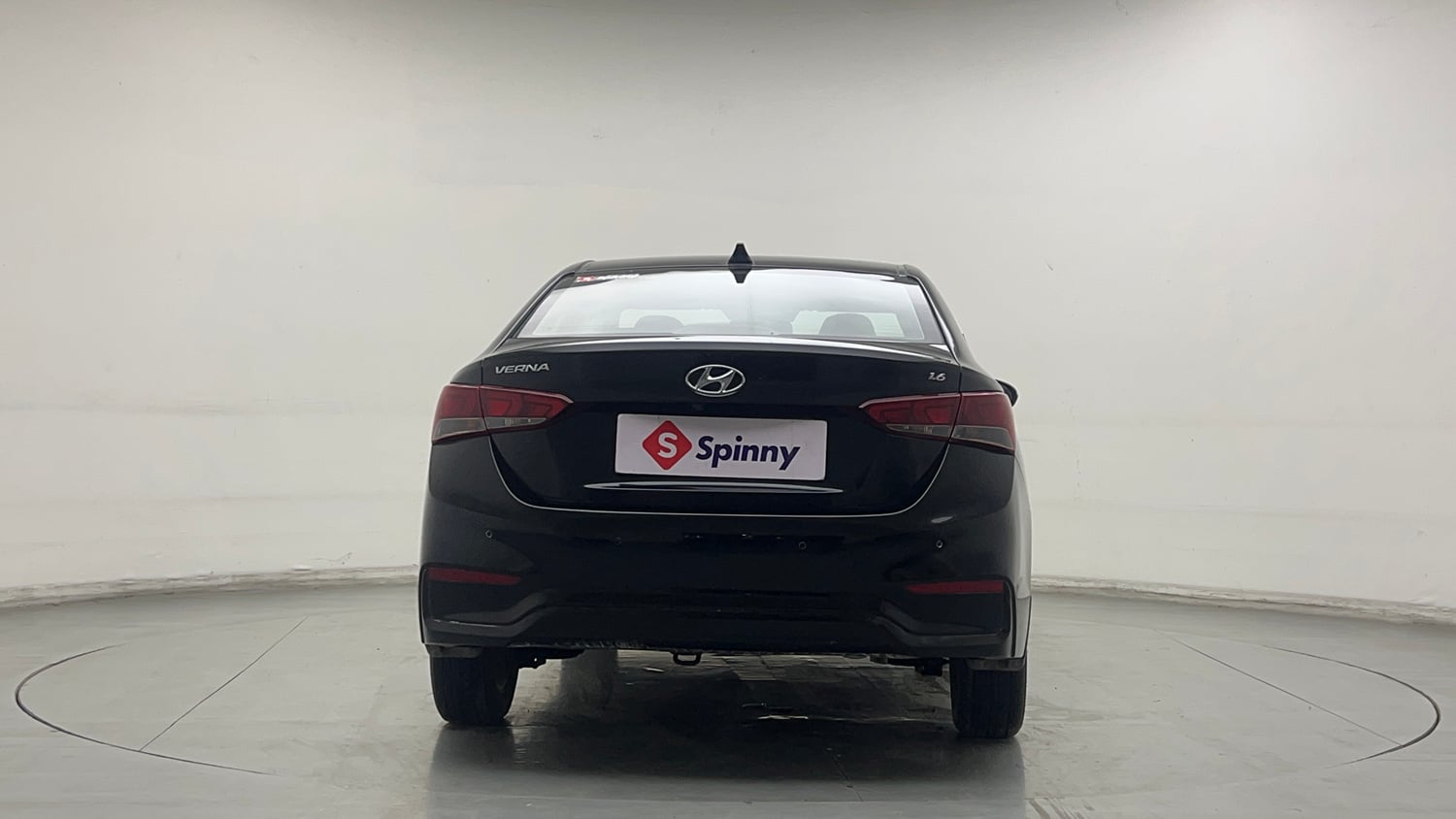 Used 2018 Hyundai Verna EX 1.6 VTVT AT Petrol Automatic exterior BACK VIEW
