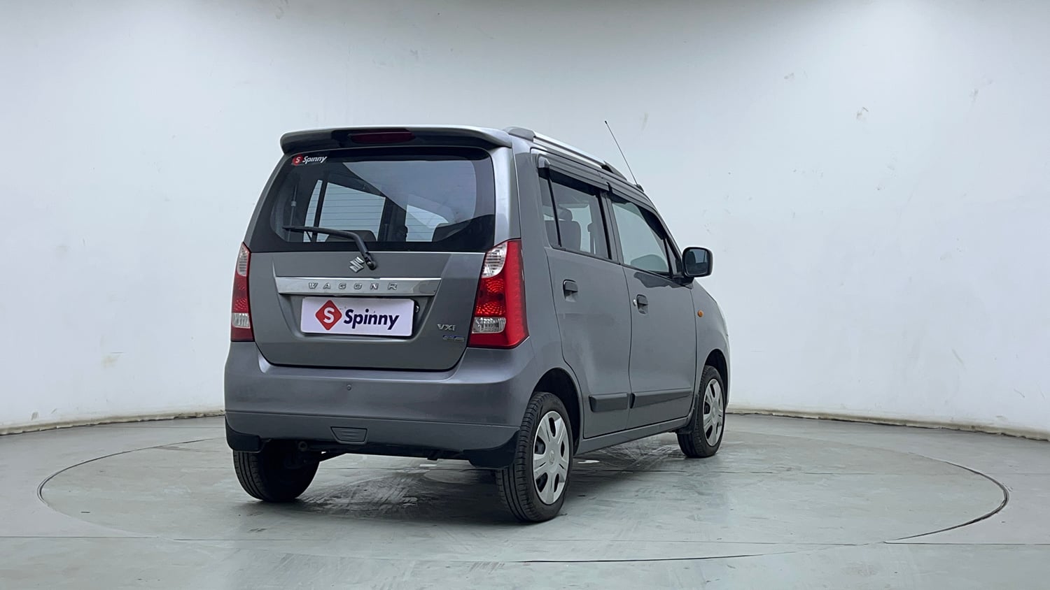 Used 2018 Maruti Suzuki Wagon R 1.0 VXI AMT Petrol Automatic exterior RIGHT REAR CORNER VIEW