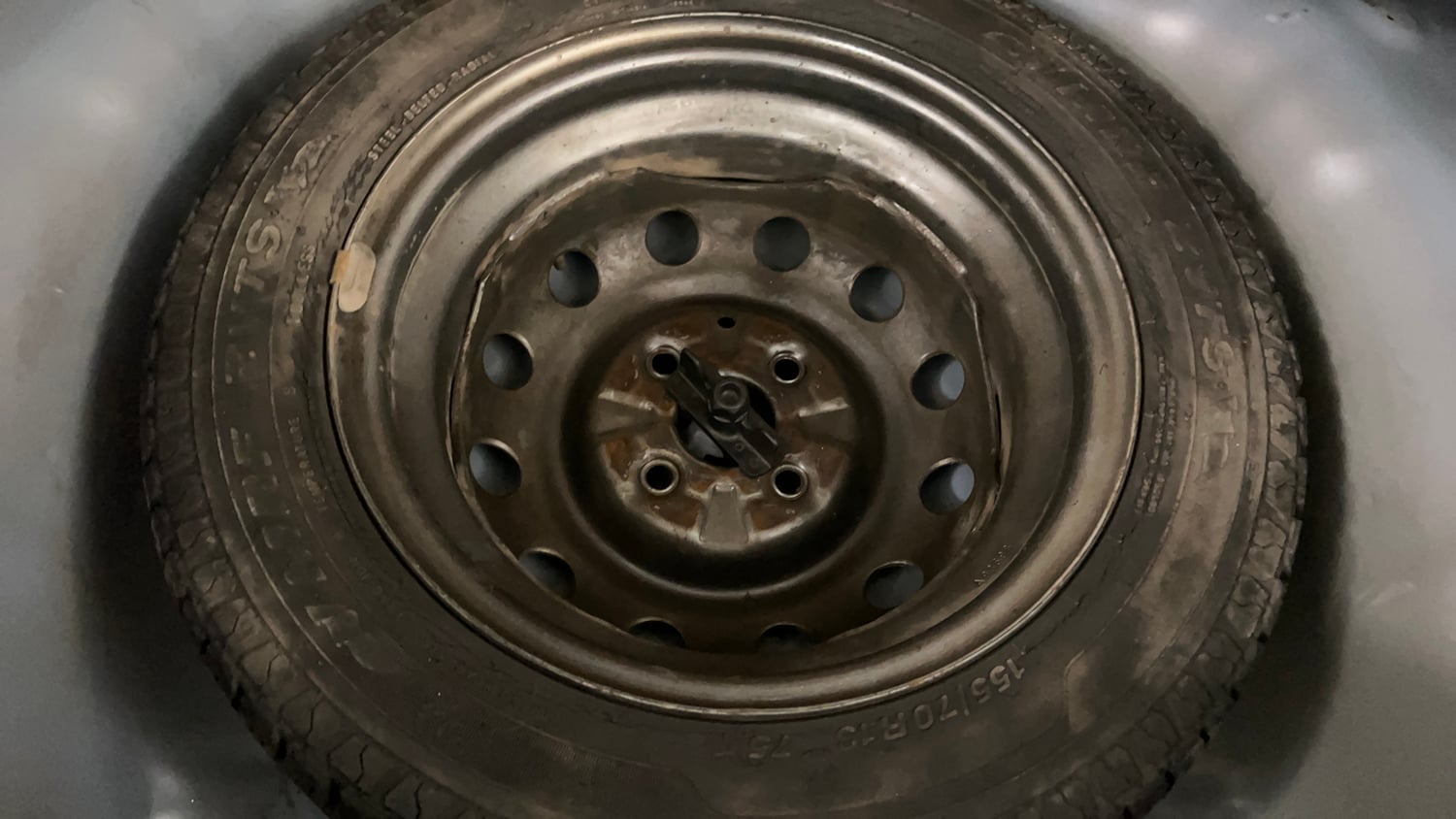 Used 2019 Hyundai Eon Era + Petrol Manual tyres SPARE TYRE VIEW