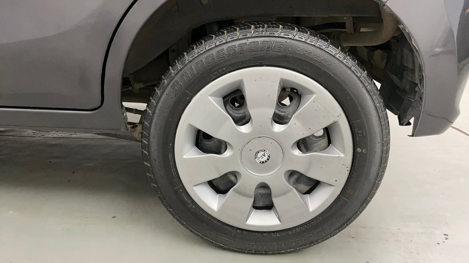 Used 2017 Maruti Suzuki Alto K10 VXi Petrol Manual tyres LEFT REAR TYRE RIM VIEW