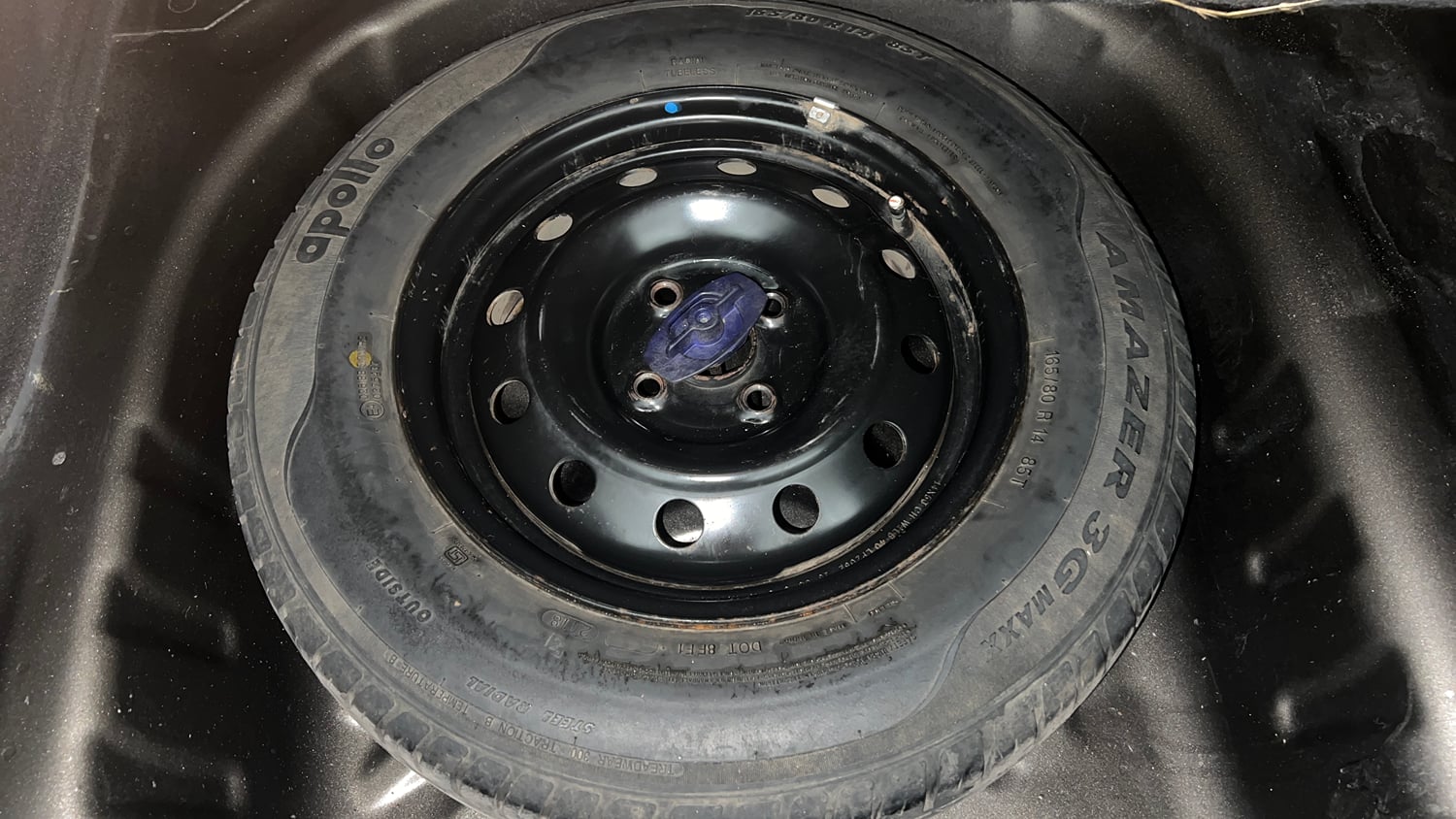 Used 2018 Maruti Suzuki Dzire VXi Petrol Manual tyres SPARE TYRE VIEW