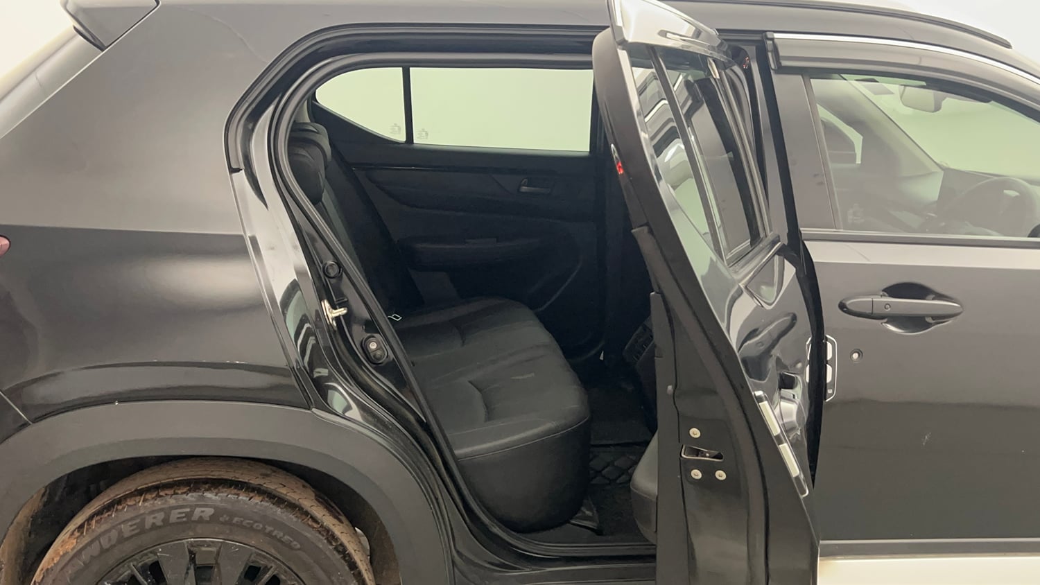 Used 2025 Honda Elevate Black Edition ZX MT Petrol Manual interior RIGHT SIDE REAR DOOR CABIN VIEW