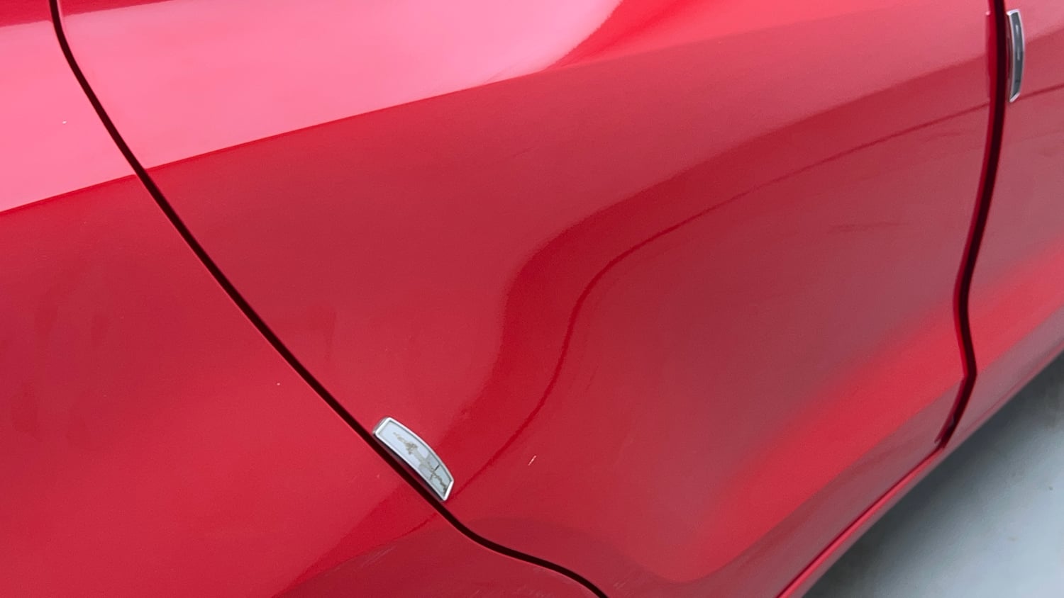 Used 2023 Maruti Suzuki Swift ZXi Plus AMT Dual Tone Petrol Automatic dents MINOR DENT