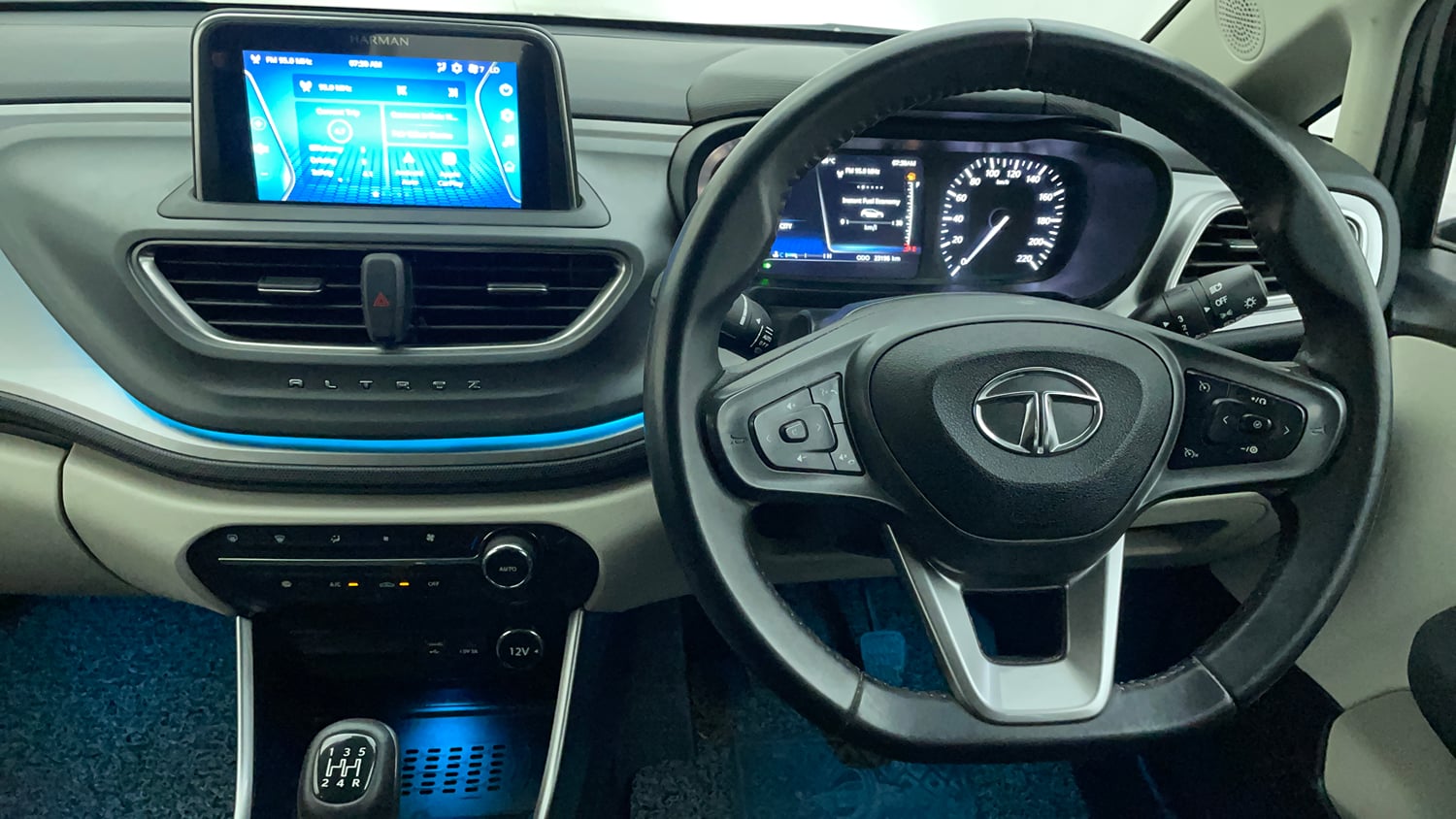 Used 2023 Tata Altroz XZ Plus (S) Petrol Manual interior STEERING VIEW