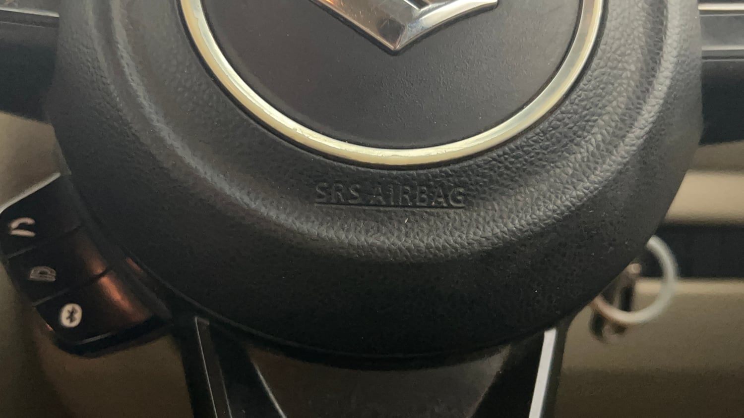 Used 2019 Maruti Suzuki Dzire VDi Diesel Manual top_features Airbags