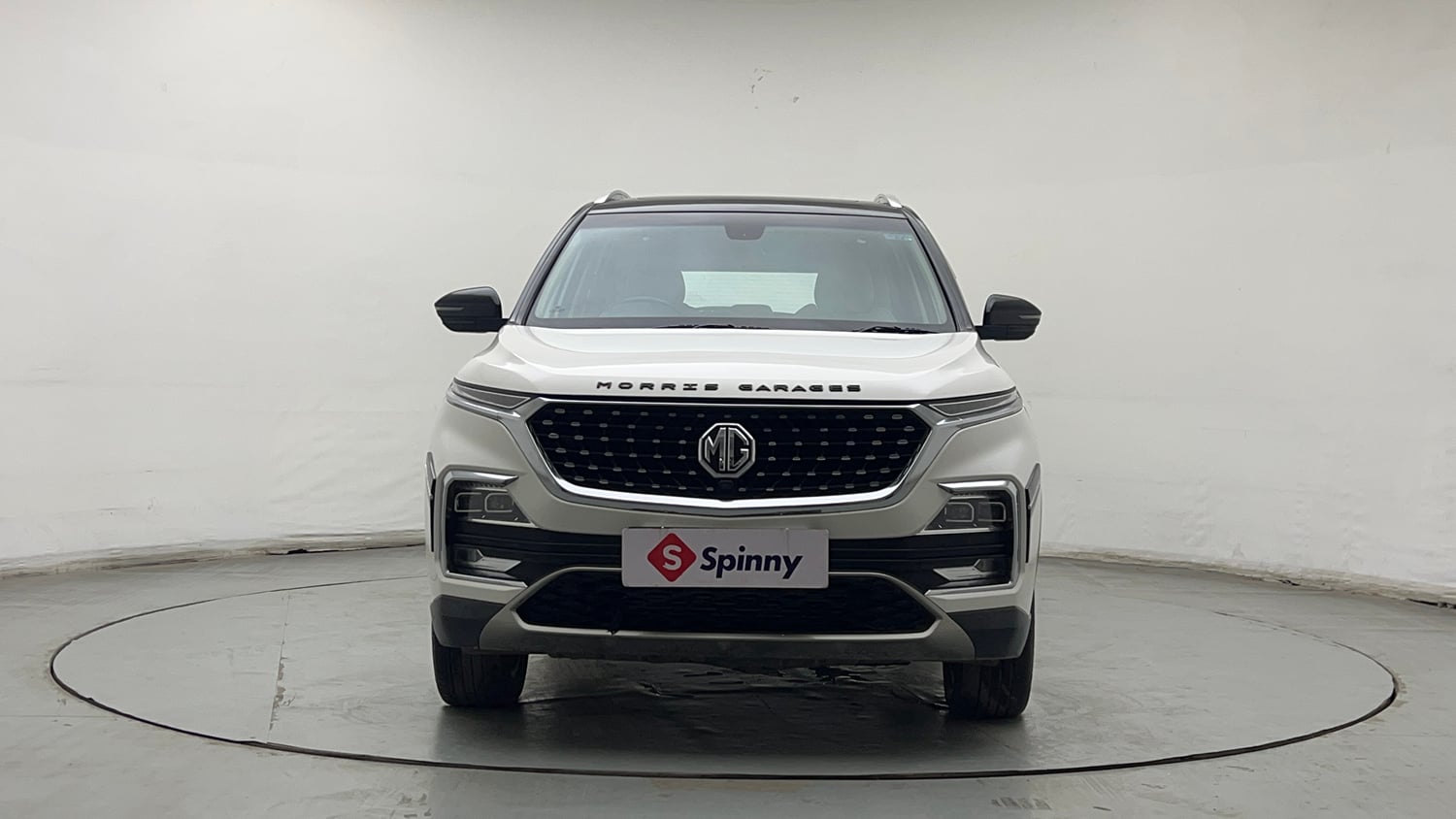 Used 2023 MG Motors Hector 1.5 Sharp CVT Dual Tone Petrol Automatic exterior FRONT VIEW