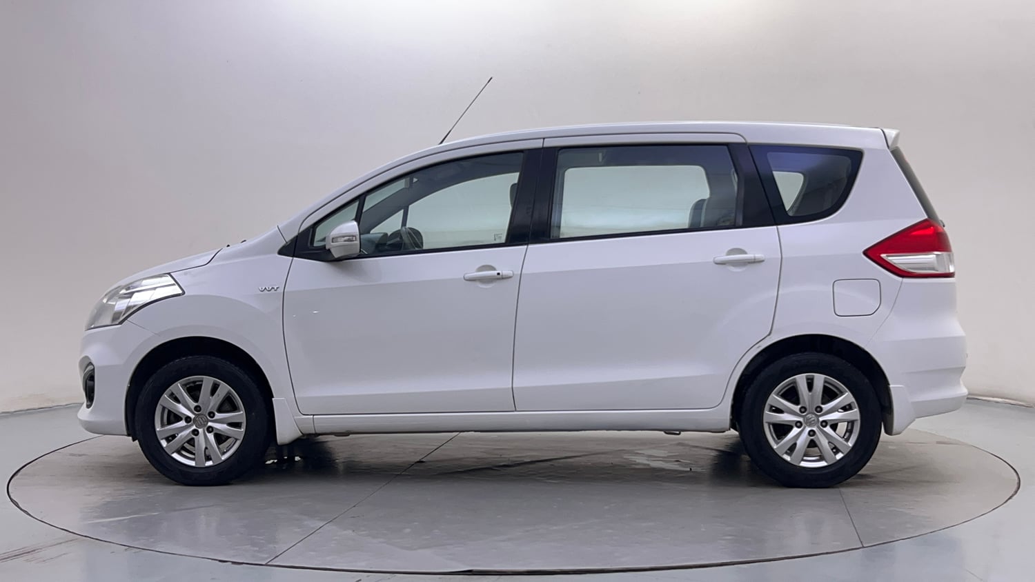 Used 2016 Maruti Suzuki Ertiga ZXI Petrol Manual exterior LEFT SIDE VIEW