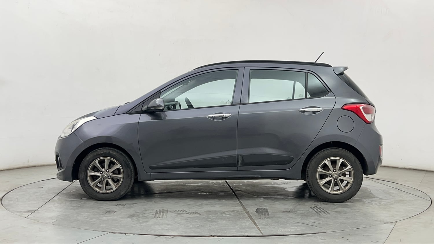 Used 2014 Hyundai Grand i10 Asta 1.2 Kappa VTVT (O) Petrol Manual exterior LEFT SIDE VIEW