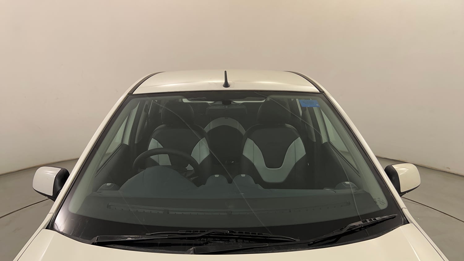 Used 2014 Ford Figo Duratec Petrol Titanium 1.2 Petrol Manual exterior FRONT WINDSHIELD VIEW