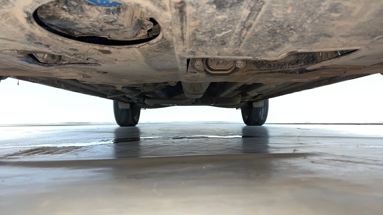 Used 2024 Hyundai Alcazar Executive 1.5 Petrol MT 7STR Petrol Manual extra FRONT LEFT UNDERBODY VIEW