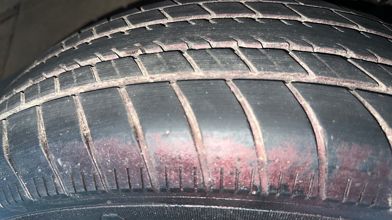 Used 2014 Honda Amaze 1.2 S i-VTEC Petrol Manual tyres RIGHT FRONT TYRE TREAD VIEW