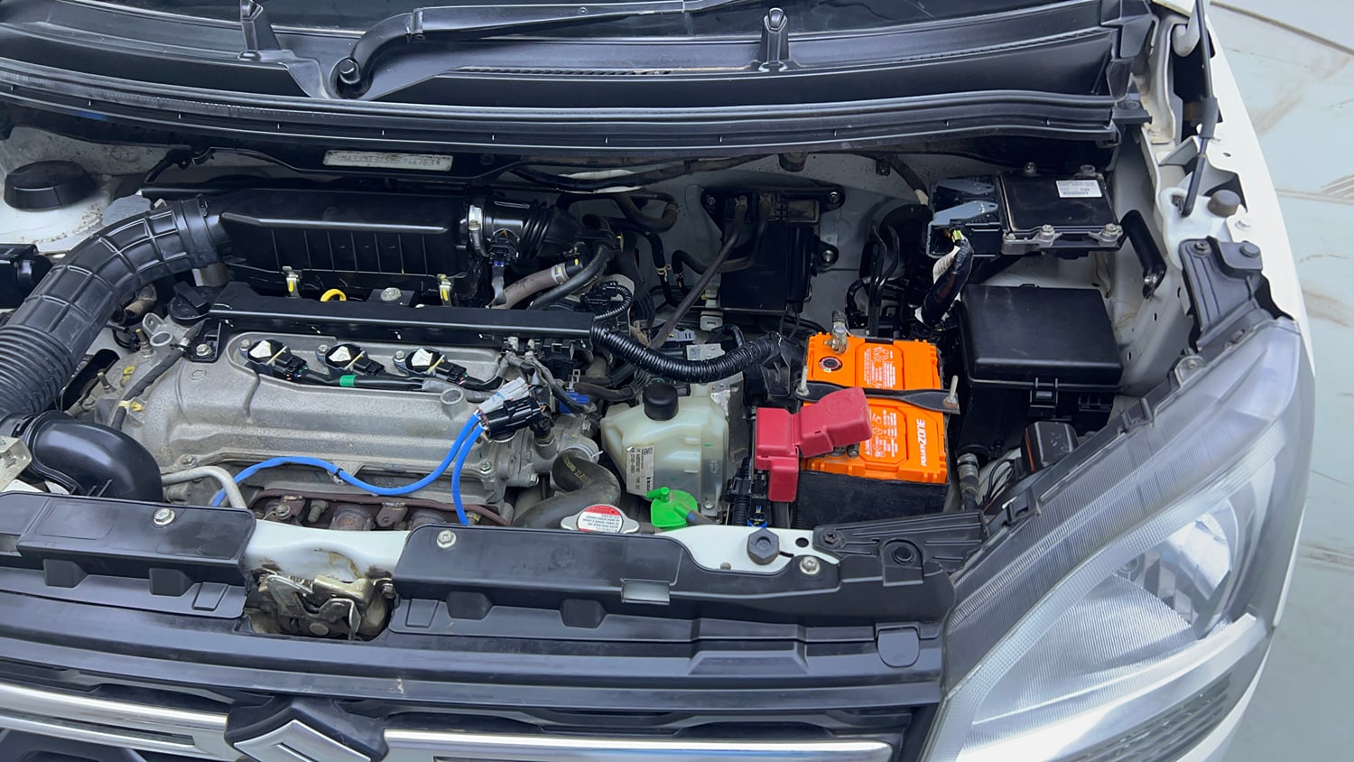 Used 2021 Maruti Suzuki Wagon R 1.0 VXi 1.0 AMT Petrol Automatic engine ENGINE LEFT SIDE VIEW