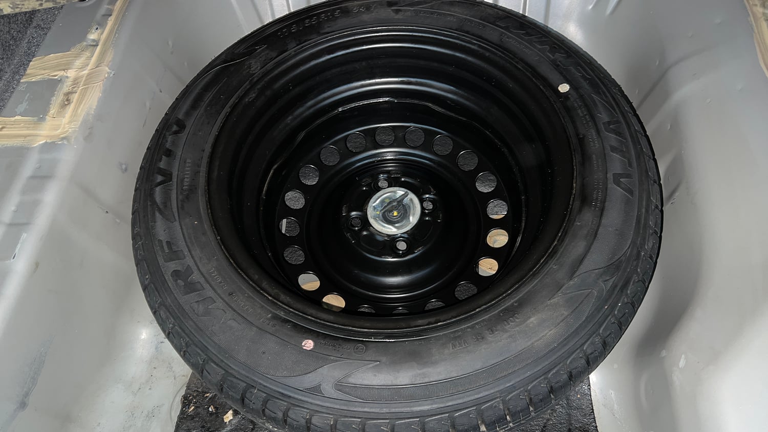 Used 2014 Honda City VX CVT Petrol Automatic tyres SPARE TYRE VIEW