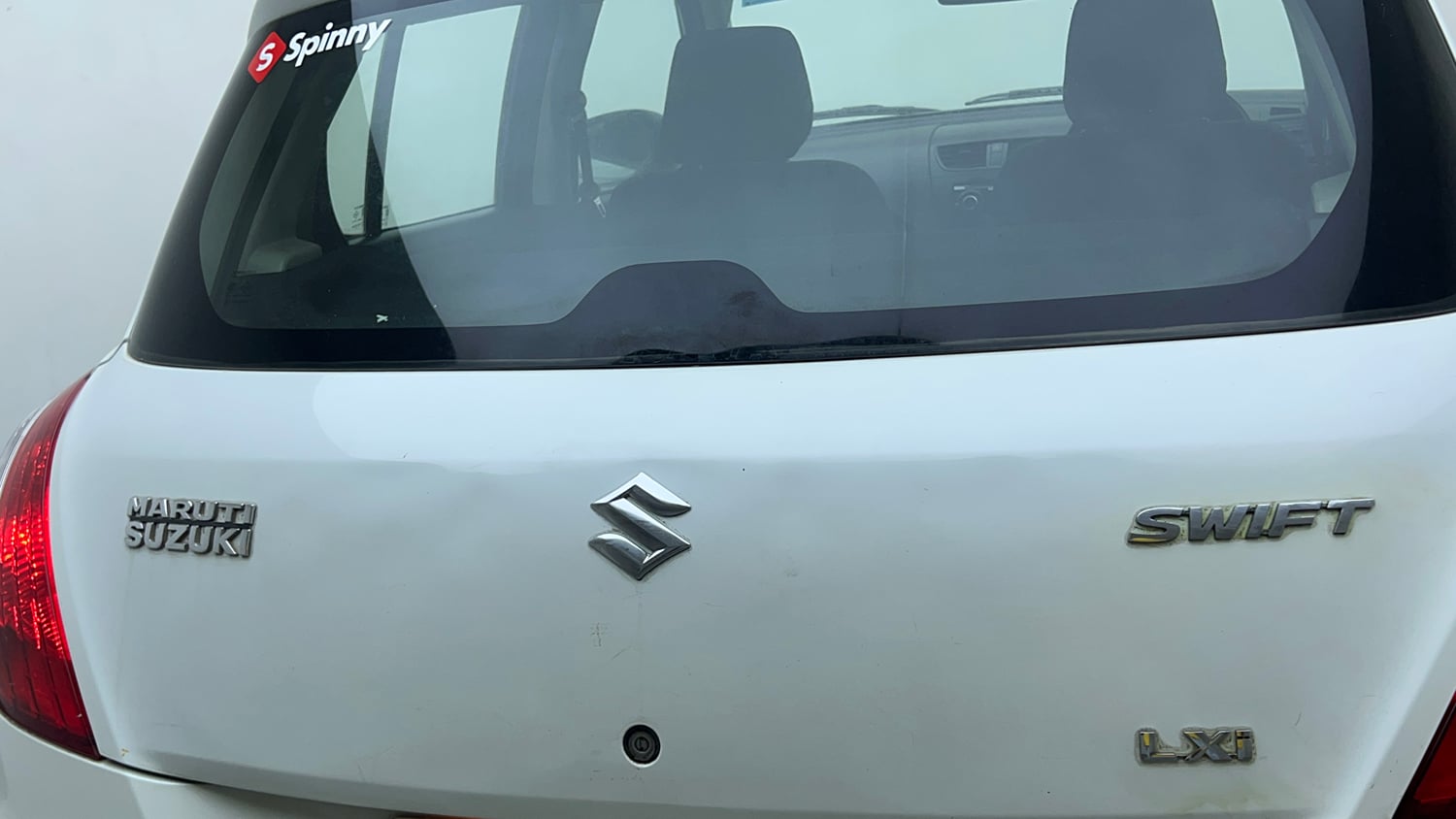 Used 2013 Maruti Suzuki Swift LXi Petrol Manual dents MINOR DENT