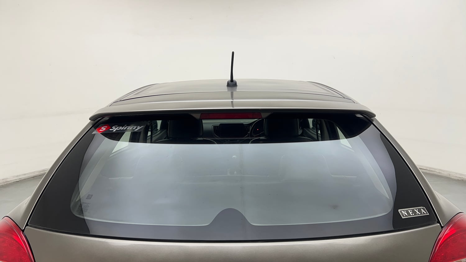 Used 2020 Maruti Suzuki Baleno Sigma Petrol Manual exterior BACK WINDSHIELD VIEW