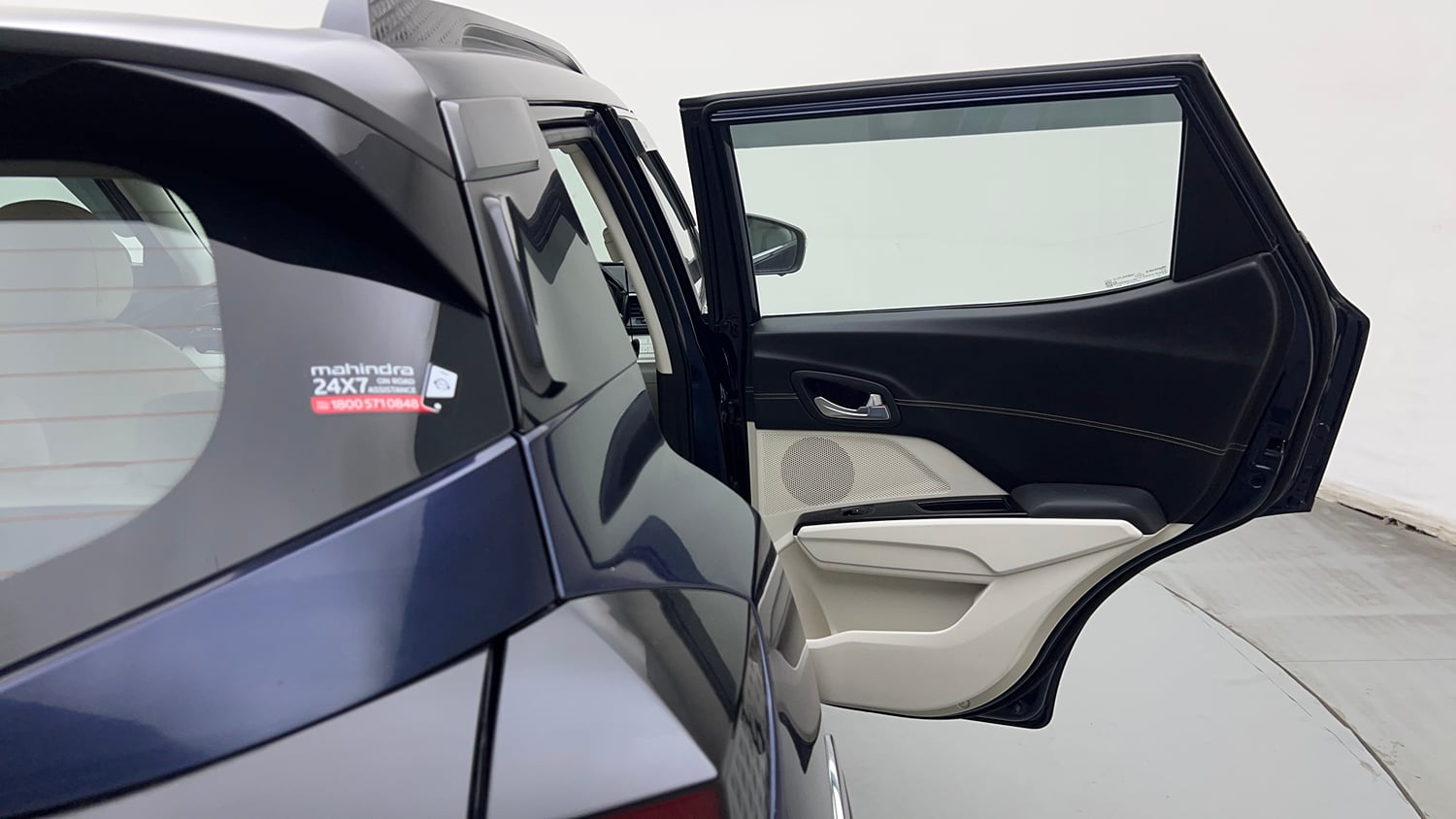 Used 2024 Mahindra XUV 3XO AX7L 1.2 Petrol AT Petrol Automatic interior RIGHT REAR DOOR OPEN VIEW