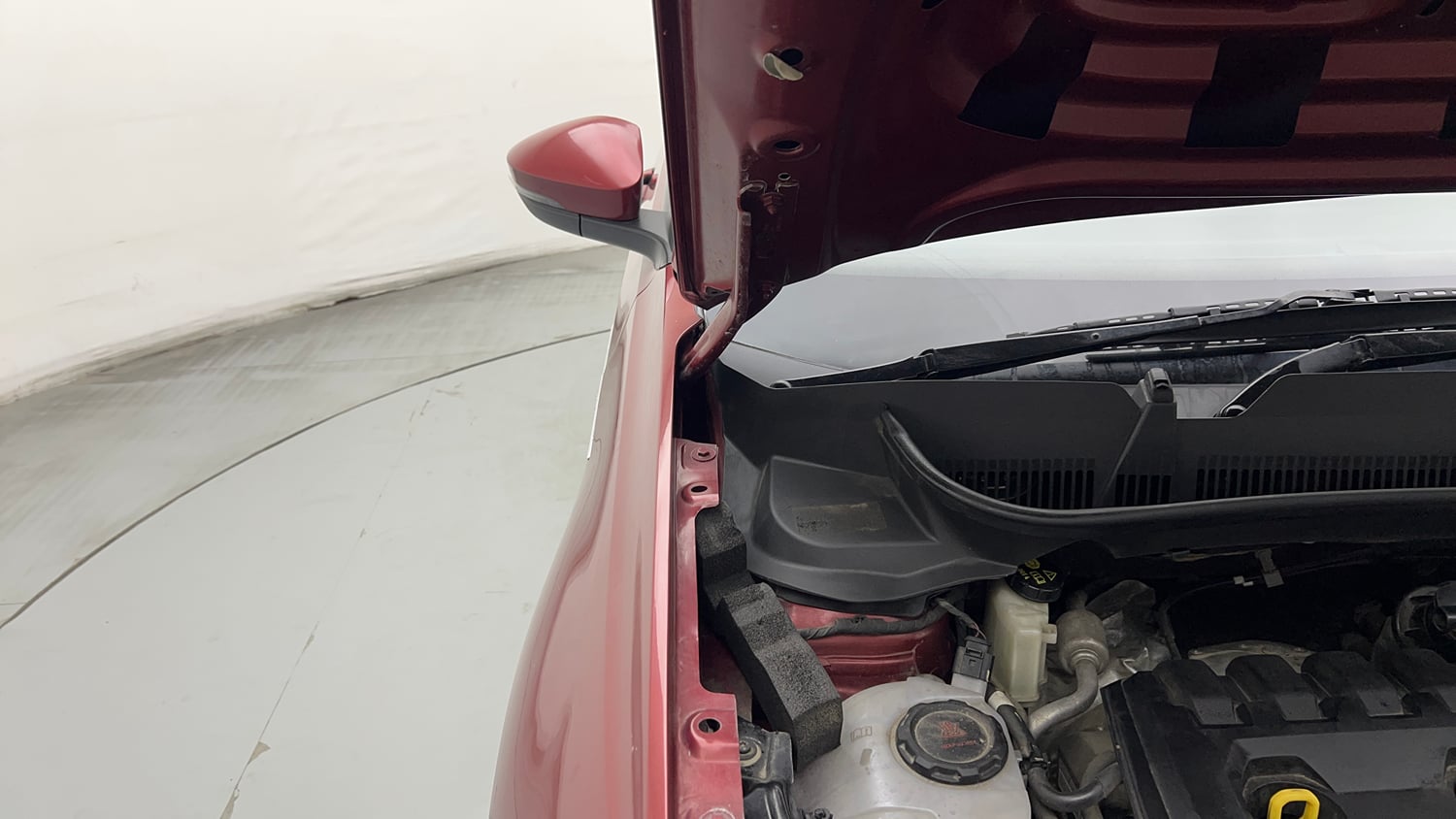 Used 2023 Volkswagen Taigun GT 1.5 TSI MT Petrol Manual engine ENGINE RIGHT SIDE HINGE & APRON VIEW