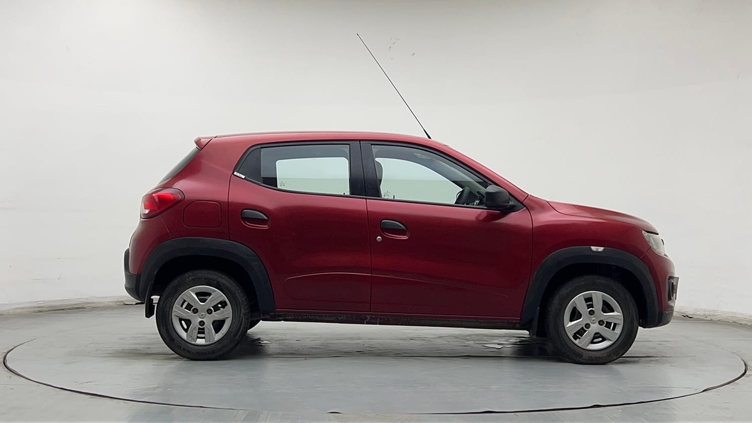 Used 2018 Renault Kwid RXL Petrol Manual exterior RIGHT SIDE VIEW