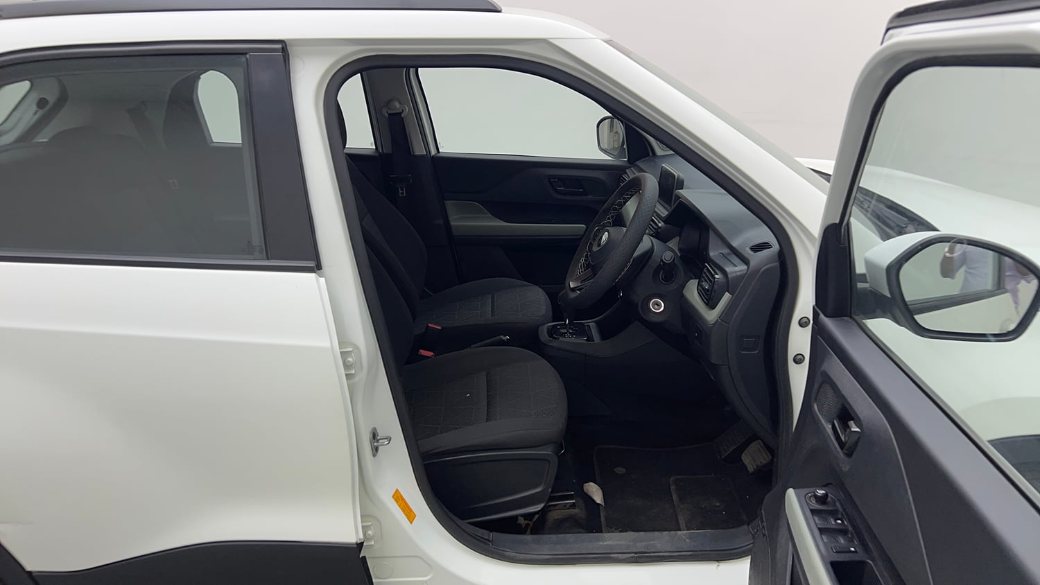 Used 2024 Tata Punch Adventure Rhythm AMT Petrol Automatic interior RIGHT SIDE FRONT DOOR CABIN VIEW