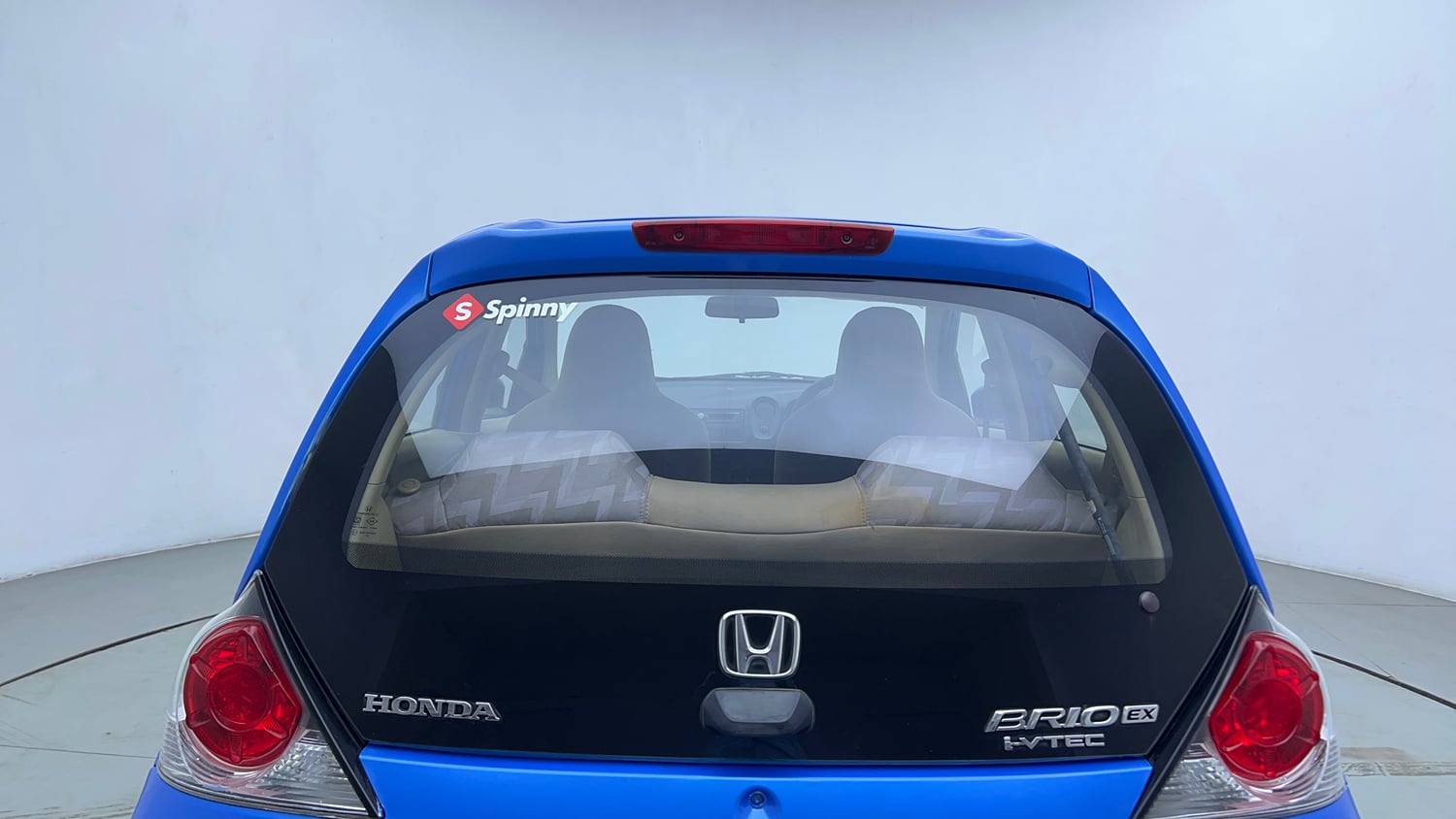 Used 2014 Honda Brio EX MT Petrol Manual exterior BACK WINDSHIELD VIEW