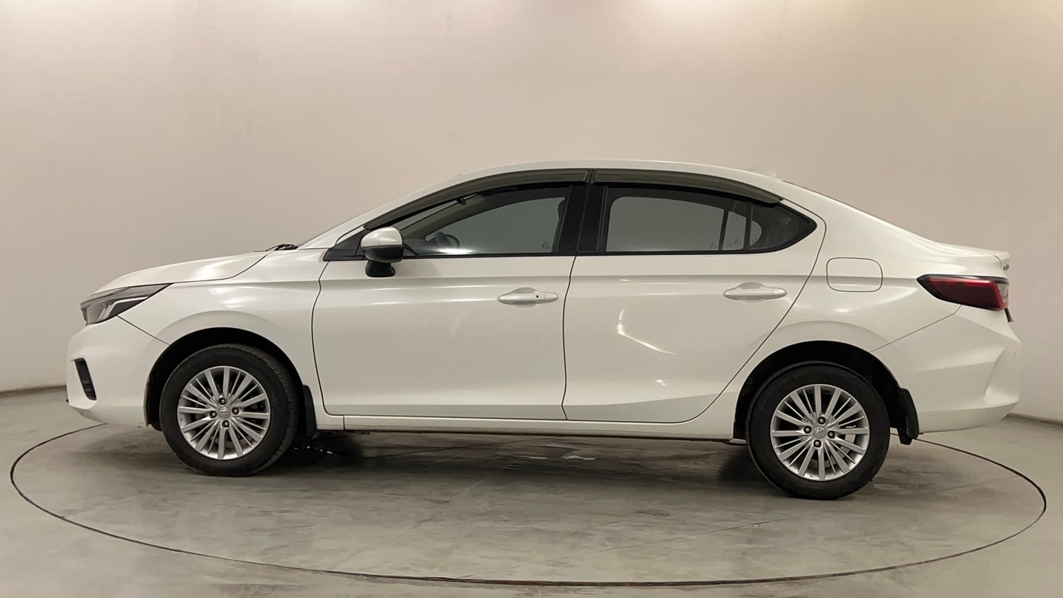 Used 2023 Honda City V CVT Petrol Petrol Automatic exterior LEFT SIDE VIEW