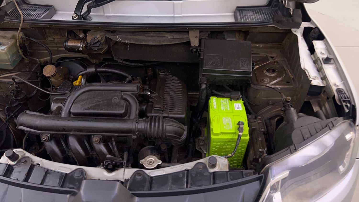 Used 2017 Renault Kwid 1.0 RXT AMT Petrol Automatic engine ENGINE LEFT SIDE VIEW