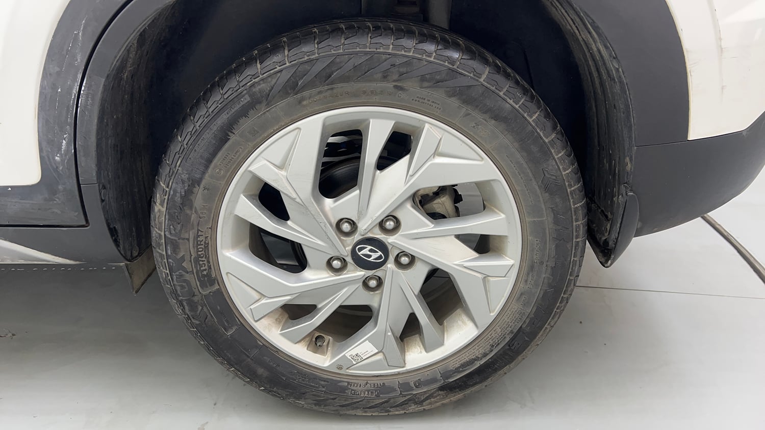 Used 2022 Hyundai Creta SX 1.5 Petrol Executive Petrol Manual tyres LEFT REAR TYRE RIM VIEW