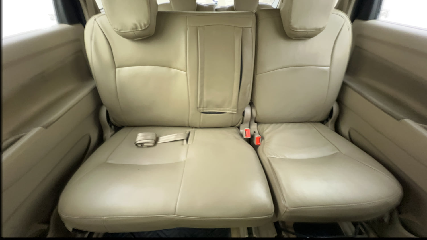 Used 2016 Maruti Suzuki Ertiga ZXI Petrol Manual interior REAR SEAT CONDITION VIEW