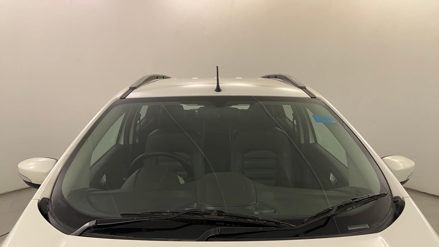 Used 2014 Ford EcoSport Titanium 1.5 TDCi (Opt) Diesel Manual exterior FRONT WINDSHIELD VIEW