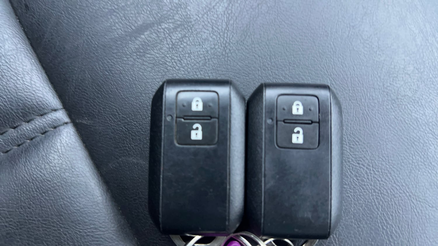 Used 2023 Maruti Suzuki Swift ZXi Plus AMT Dual Tone Petrol Automatic extra CAR KEY VIEW