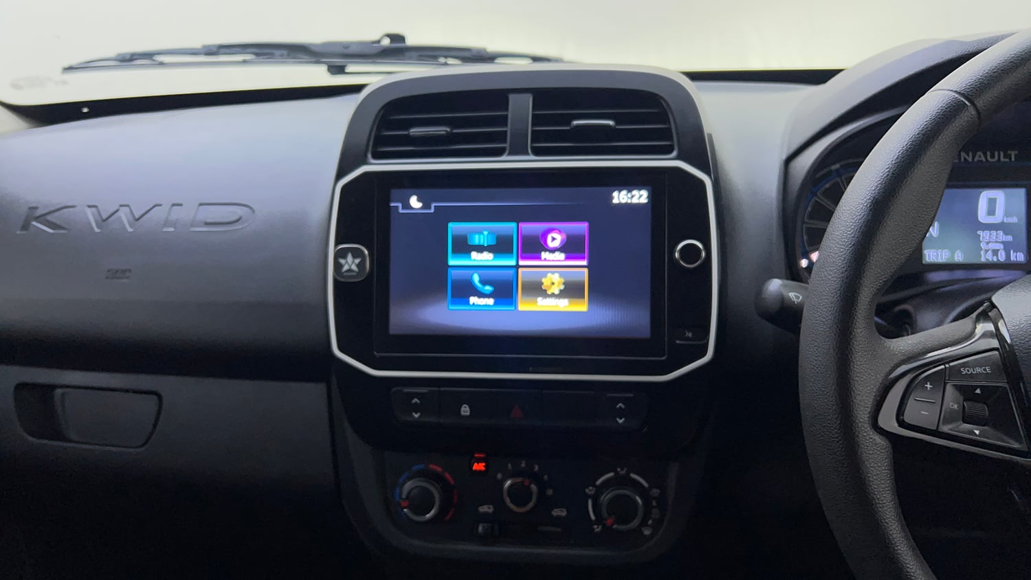 Used 2023 Renault Kwid CLIMBER AMT Urban Night Limited Edition Petrol Automatic top_features Integrated (in-dash) music system