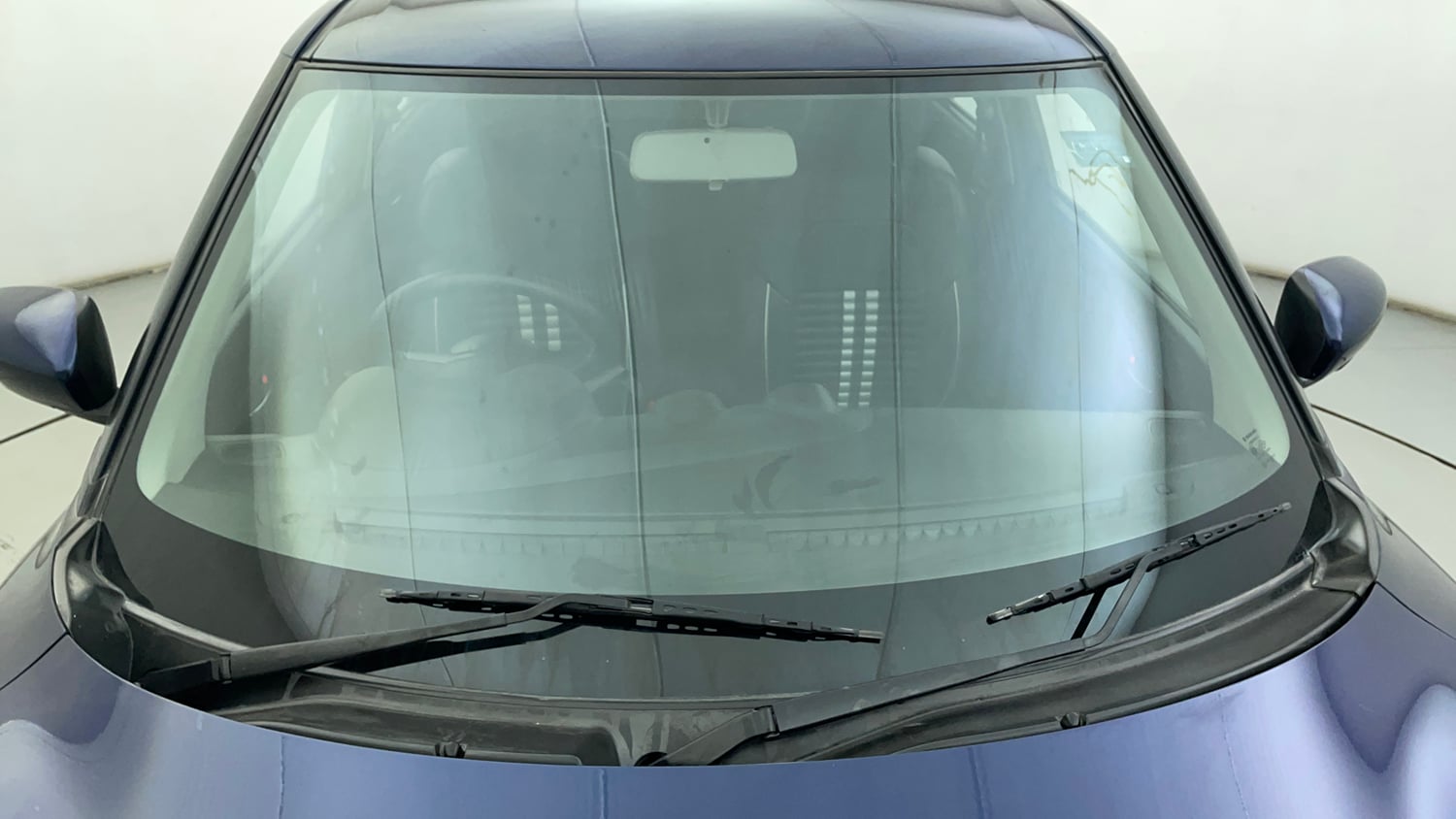 Used 2019 Maruti Suzuki Swift VXi AMT Petrol Automatic exterior FRONT WINDSHIELD VIEW