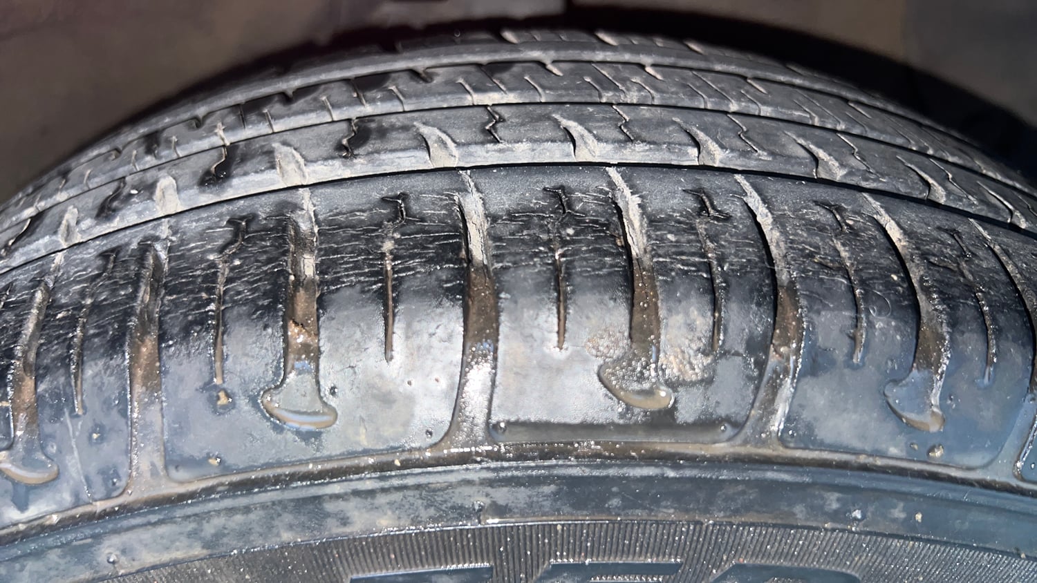 Used 2018 Hyundai Grand i10 Sportz 1.2 Kappa VTVT Petrol Manual tyres RIGHT FRONT TYRE TREAD VIEW