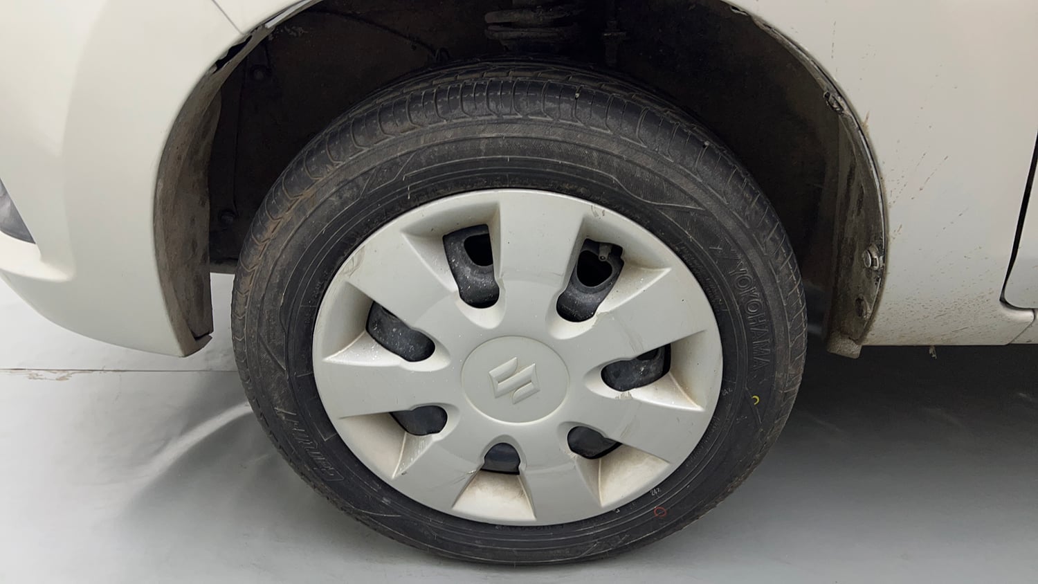 Used 2019 Maruti Suzuki Alto K10 VXi AMT Petrol Automatic tyres LEFT FRONT TYRE RIM VIEW