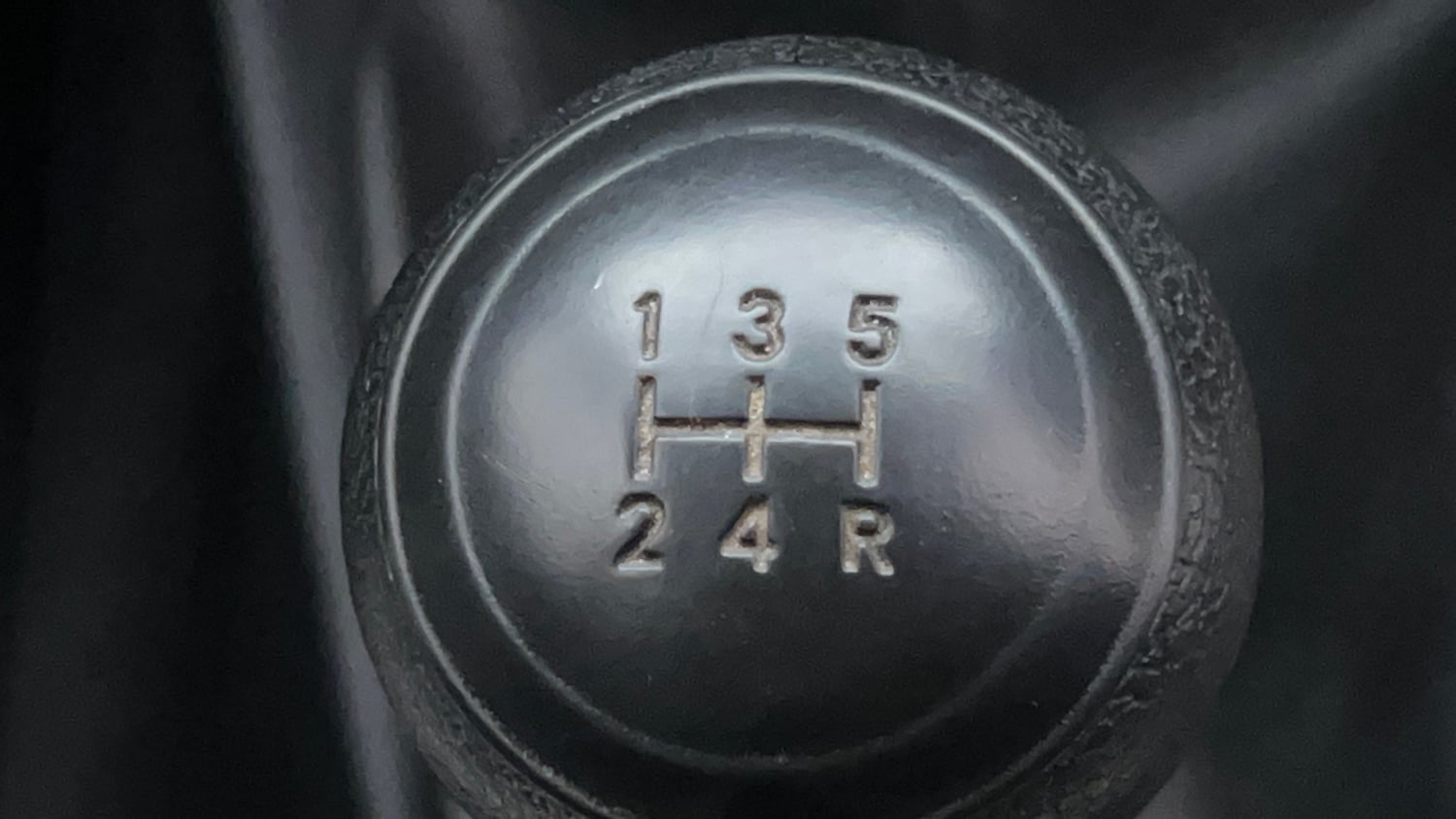Used 2013 Toyota Etios G Petrol Manual interior GEAR  KNOB VIEW